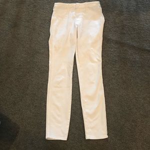 White skinny jeans